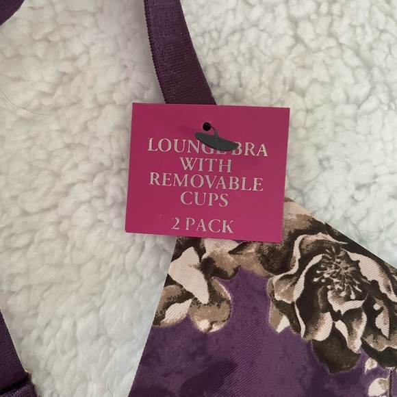 Vince Camuto 2 bra set - Picture 11 of 12